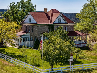 Historic Home For Sale In Cedaredge, Colorado - image 4