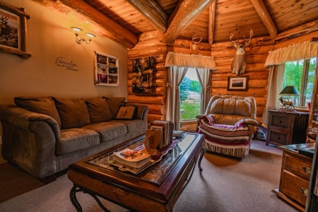 Lovely Amish Built Log Home in NW Montana - image 4