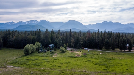 Lovely Amish Built Log Home in NW Montana - image 26