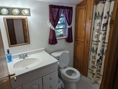 Lovely Amish Built Log Home in NW Montana - image 48