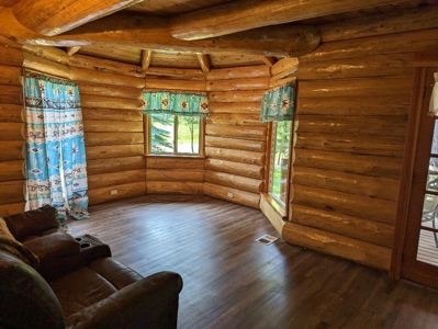 Lovely Amish Built Log Home in NW Montana - image 36