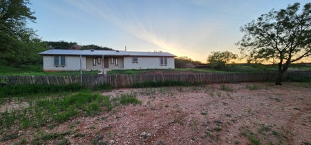 Texas High-Fenced Hunting Ranch near San Angelo and Midland - image 11