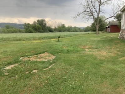 Muti-Family Home With Country Views - image 5