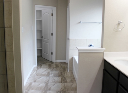 4 Bed 2 Bath Belton ISD Temple TX Home  $330,000! - image 15