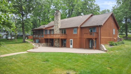 Lakefront Custom Home on Arrowhead Lake, West Plains, MO - image 37