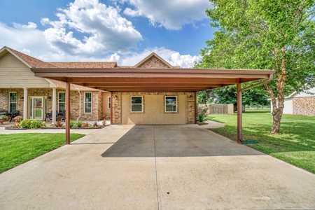 Home For Sale In Sayre, Oklahoma - image 7