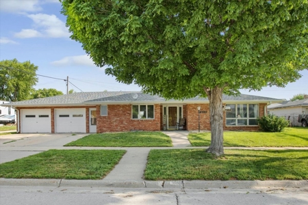 Brick Ranch, Apartments, For Sale Woodbine, IA Harrison Co - image 1