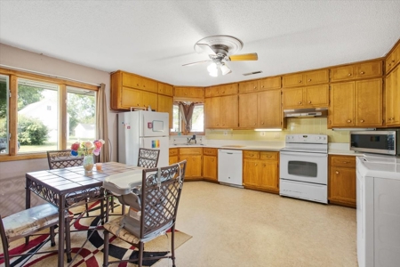 Brick Ranch, Apartments, For Sale Woodbine, IA Harrison Co - image 17