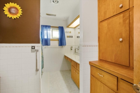 Brick Ranch, Apartments, For Sale Woodbine, IA Harrison Co - image 8