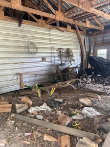 Country Home and  Farm in Metcalfe County - image 15