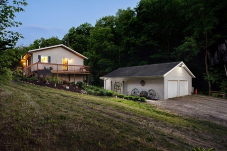 country home on over 7 acres - trophy deer hunting for  sale - image 1