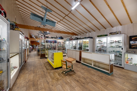 Black Hills, SD Dinosaur Museum and Toy Museum, Commercial - image 13