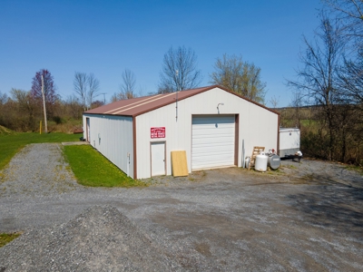Country Home For Sale in Root, New York - image 36