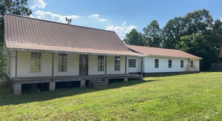 Country Home for Sale in Lawrence County, Tennessee - image 8