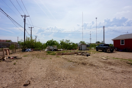 Investment Property in West Odessa Texas - image 5