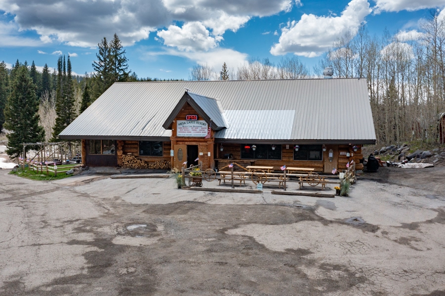 Mesa Lakes Resort and Lodge 