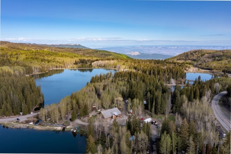 Colorado Lodge and Waterfront Property For Sale - image 22