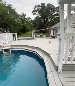 Newly remodeled HOME for SALE in TOWN - image 41