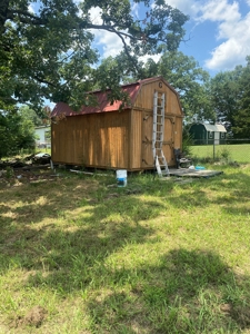 Newly remodeled HOME for SALE in TOWN - image 15