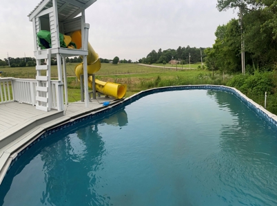 Newly remodeled HOME for SALE in TOWN - image 42