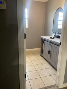Newly remodeled HOME for SALE in TOWN - image 7