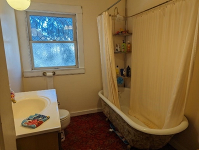 Eastern Oregon Turn of the Century Three Bedroom Home - image 8