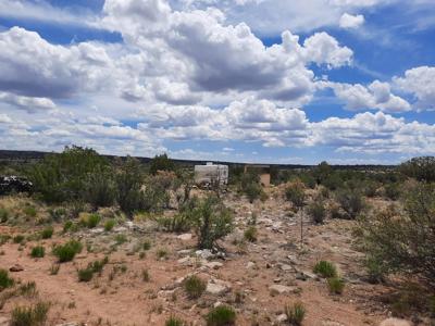 20 acres remote off grid property has a few surprises !! - image 22