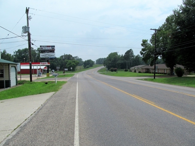100% Occupied Strip Mall Winnsboro Wood County Texas - DFW - image 2