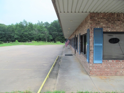 100% Occupied Strip Mall Winnsboro Wood County Texas - DFW - image 6