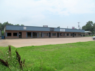 100% Occupied Strip Mall Winnsboro Wood County Texas - DFW - image 8
