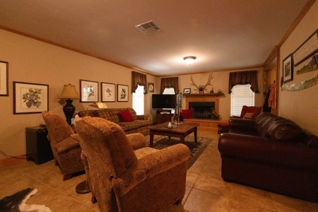 170 Acres with Farmhouse in St. Helena Parish, LA for Sale - image 19