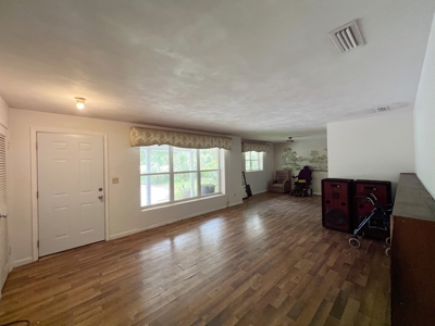 Prime Location On Sr 26 In Trenton Florida! - image 5