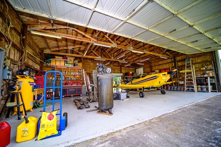 Airpark Home For Sale In Mcalpin Florida! - image 28