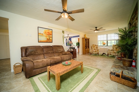 Airpark Home For Sale In Mcalpin Florida! - image 2