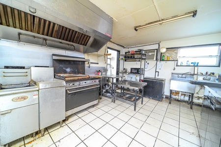 Restaurant For Sale In Live Oak Florida! - image 21