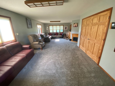 Property Located Just 1.5 miles from West Salem Schools - image 8