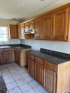 Country Home On 6 Acres For Sale Online Auction - image 9