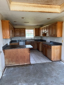 Country Home On 6 Acres For Sale Online Auction - image 8