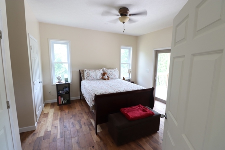 Cape Cod Home on 33 acres in Somerset Ohio - image 12