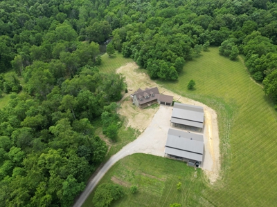 Cape Cod Home on 33 acres in Somerset Ohio - image 8