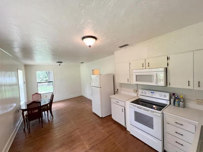 Country Home For Sale In Newberry Florida! - image 7
