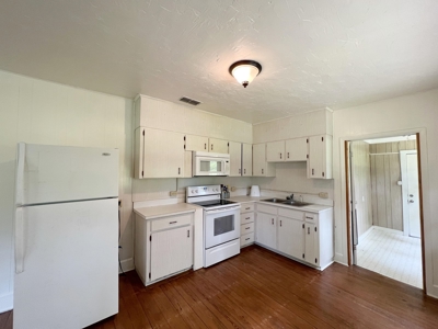 Country Home For Sale In Newberry Florida! - image 9