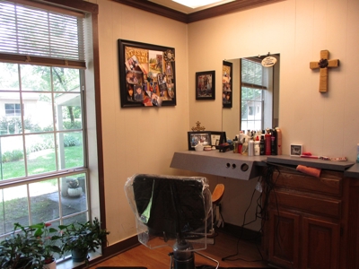 Bonham Tx Established Hair Salon - image 13