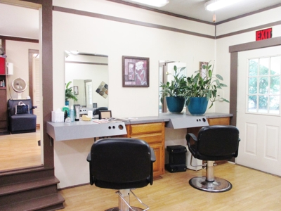 Bonham Tx Established Hair Salon - image 18