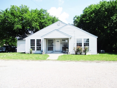 Bonham Tx Established Hair Salon - image 1