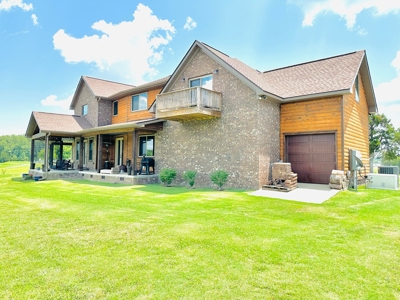 Home On Golf Course For Sale In Melbourne, Arkansas - image 4