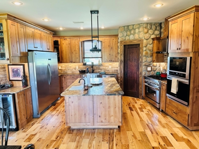 Home On Golf Course For Sale In Melbourne, Arkansas - image 6