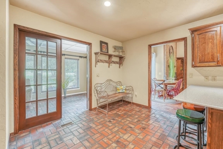 Clinton, Ok. Home for Sale!! - image 14