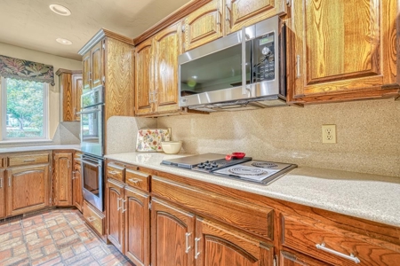 Clinton, Ok. Home for Sale!! - image 23