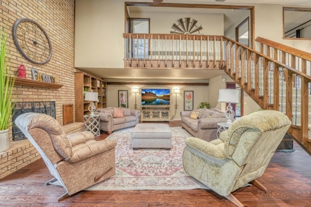 Clinton, Ok. Home for Sale!! - image 16